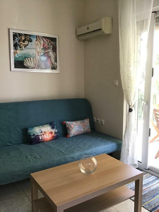 Ourania'S Apartments Kamena Vourla Luaran gambar